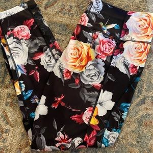 Zyia floral leggings